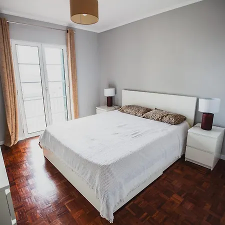 דירה Funchal Charm Retreat - Spacious פונשל